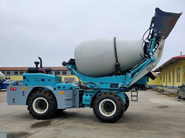 3.0方自上料攪拌車